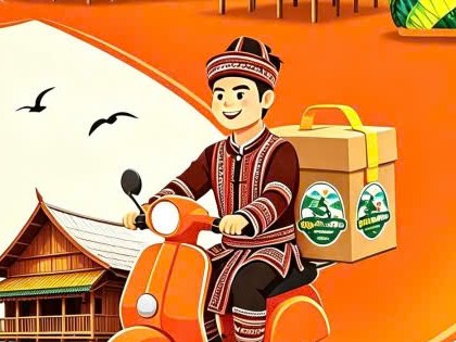 Tài xế Ship Măng Đen chở hàng bằng xe máy